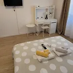Fontana Di Trevi Apartment, 24h Check-in Penzion