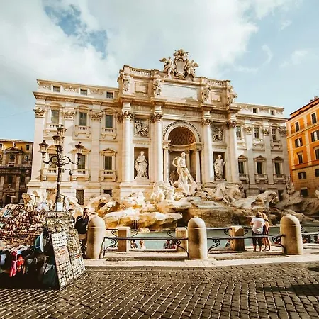 Fontana Di Trevi Apartment, 24h Check-in Guest house *