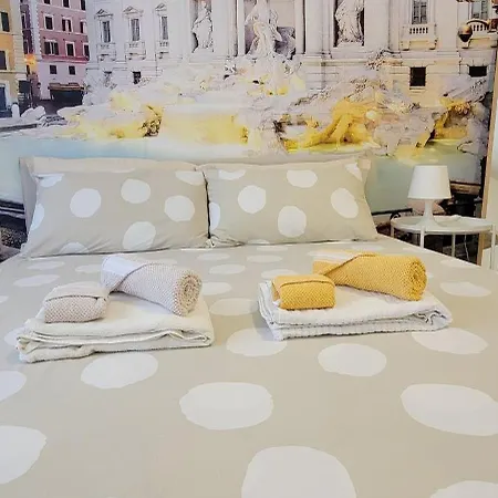 Fontana Di Trevi Apartment, 24h Check-in Guest house Rome