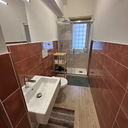 Fontana Di Trevi Apartment, 24h Check-in * Rome